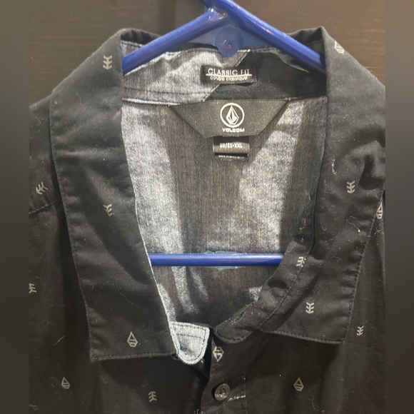 Volcom Black Patterned Button-Up Shirt - Picture 2 of 2